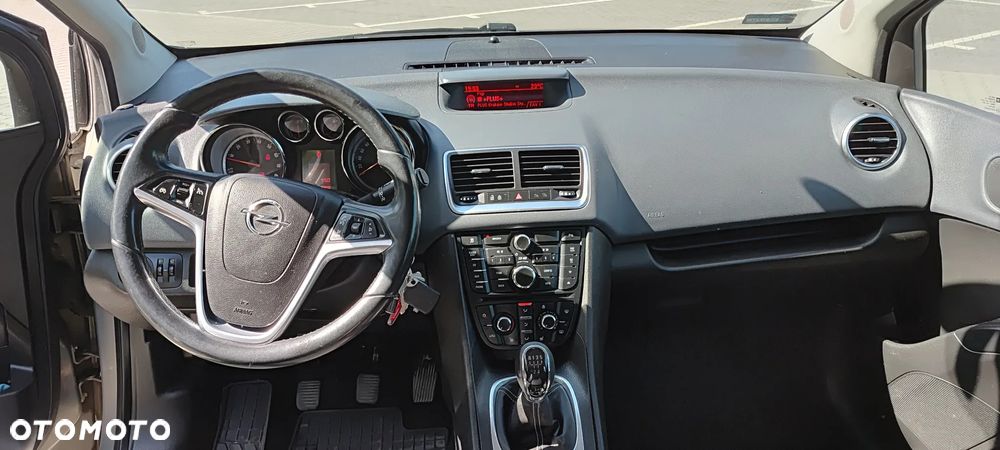 Opel Meriva 1.4 T Cosmo S&S - 8