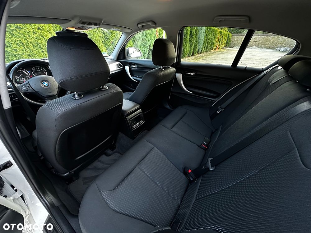 BMW Seria 1 118i - 15