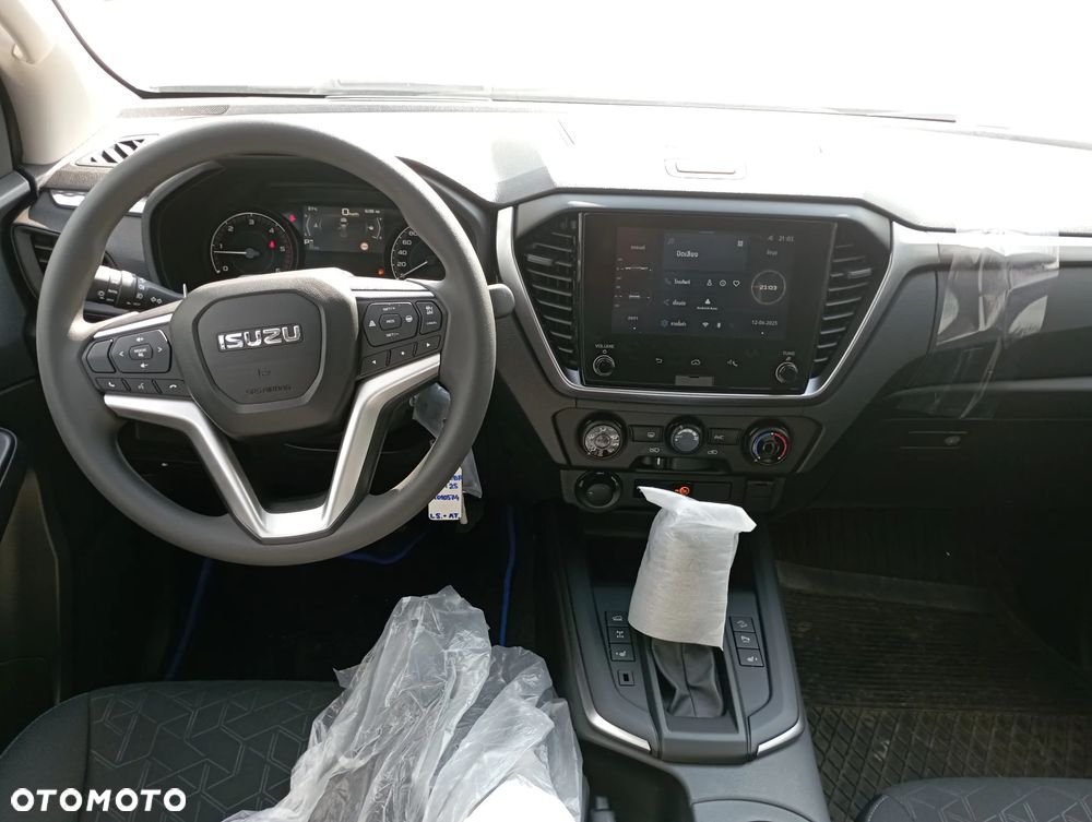 Isuzu D-Max 1.9 DC LS - 20