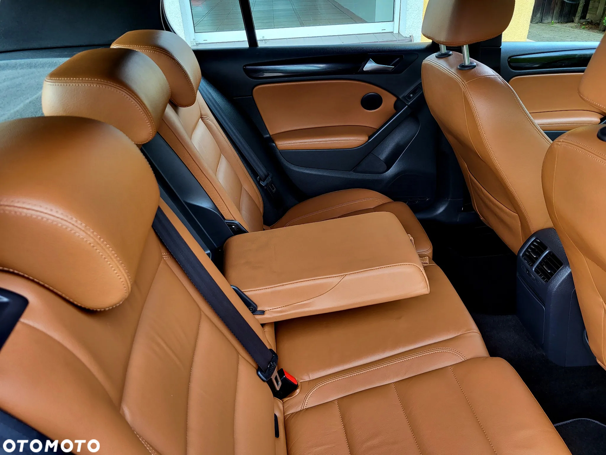 Volkswagen Golf VI 1.6 Highline - 26
