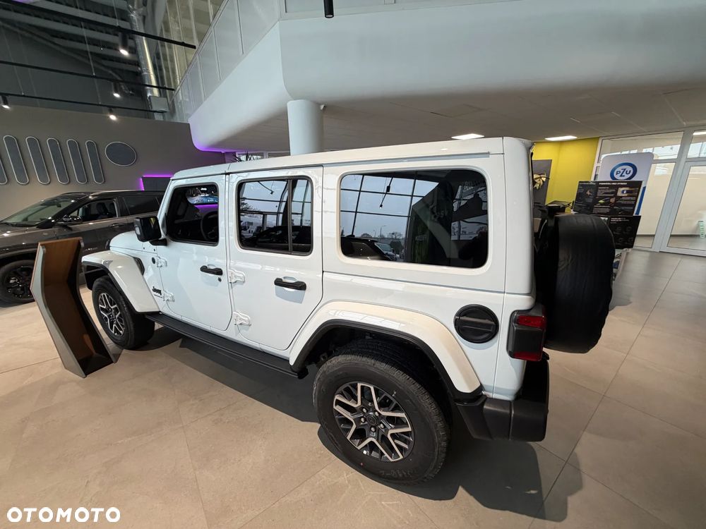Jeep Wrangler - 3
