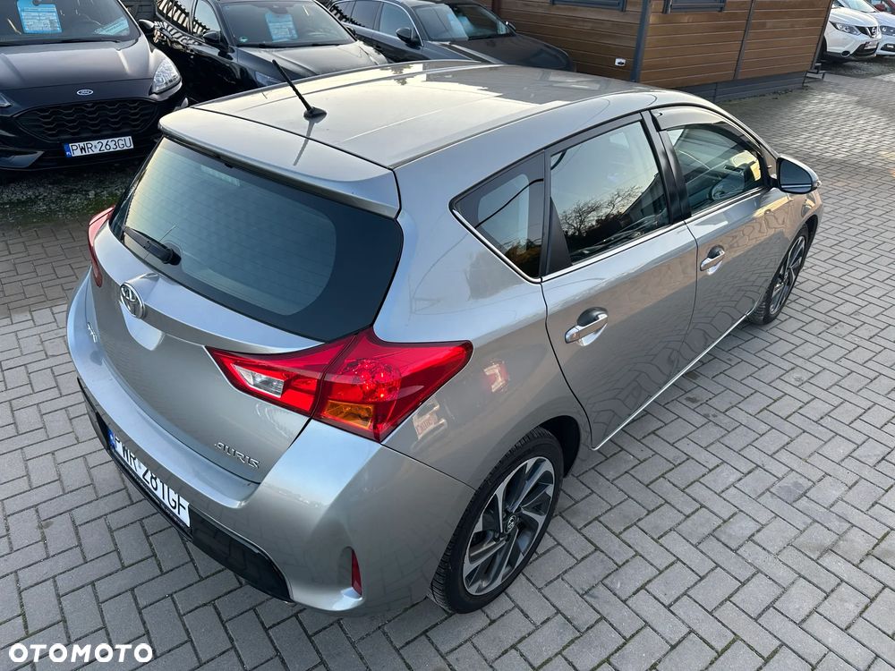 Toyota Auris - 36