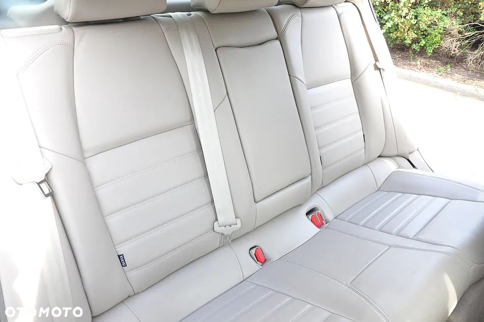 Peugeot 508 HDi FAP 140 Allure - 9
