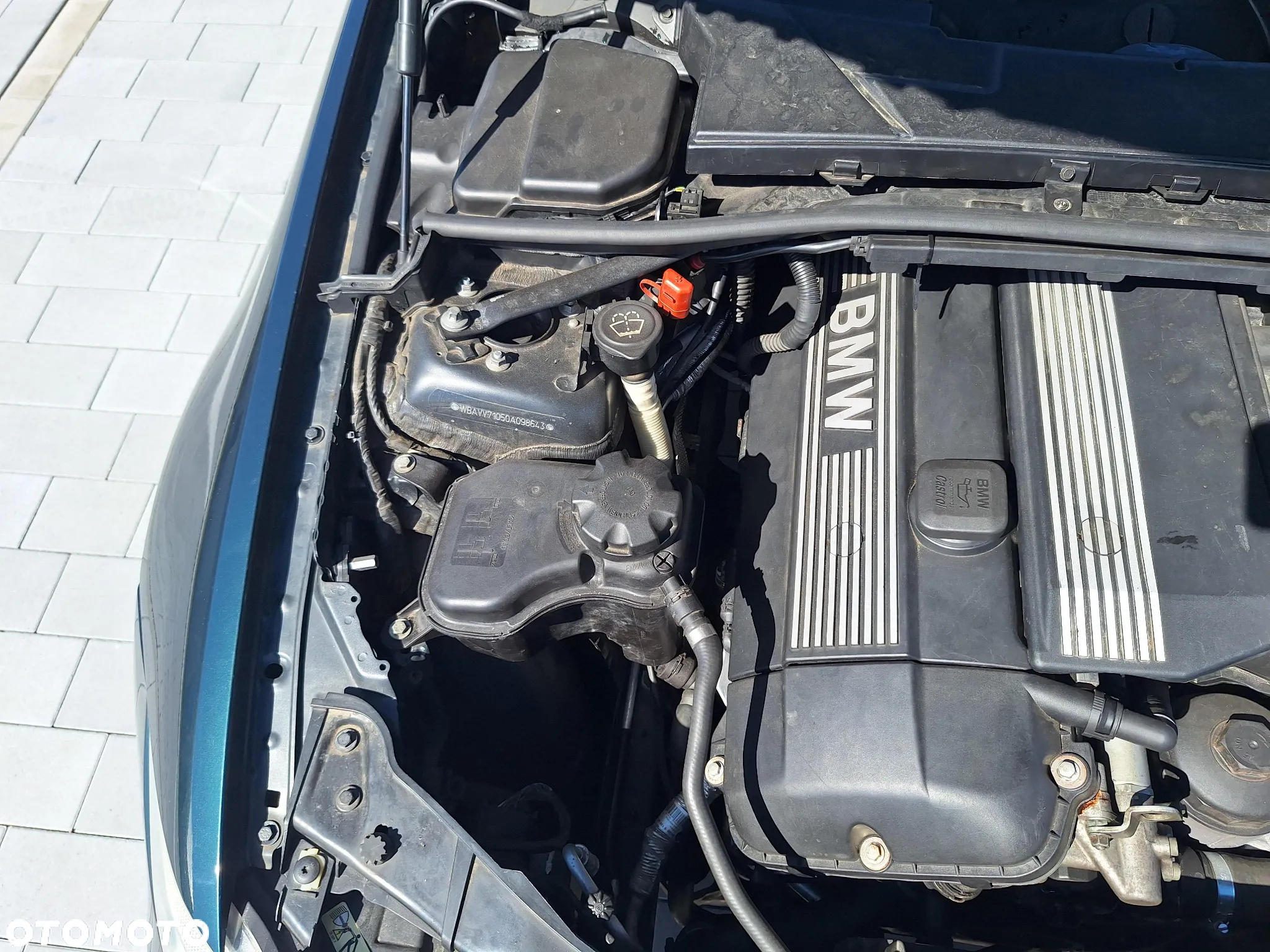 BMW Seria 3 330i Touring - 30