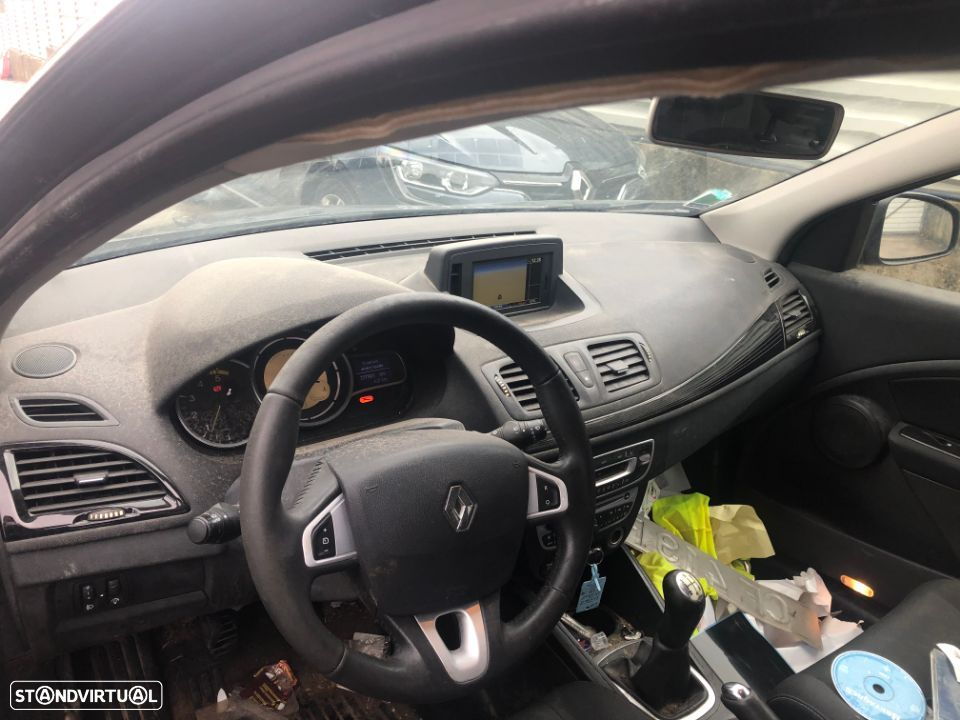 RENAULT MEGANE III SPORT TOURER 1.5 DCI DE 2012 PARA PEÇAS - 5