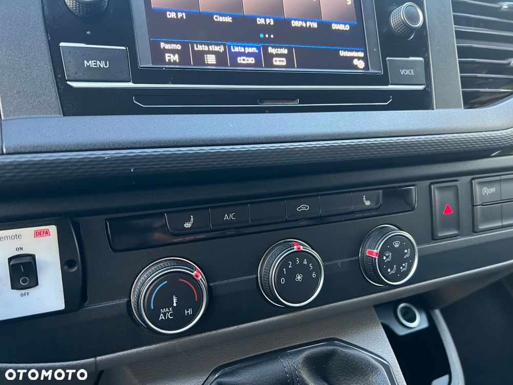 Volkswagen Transporter - 12