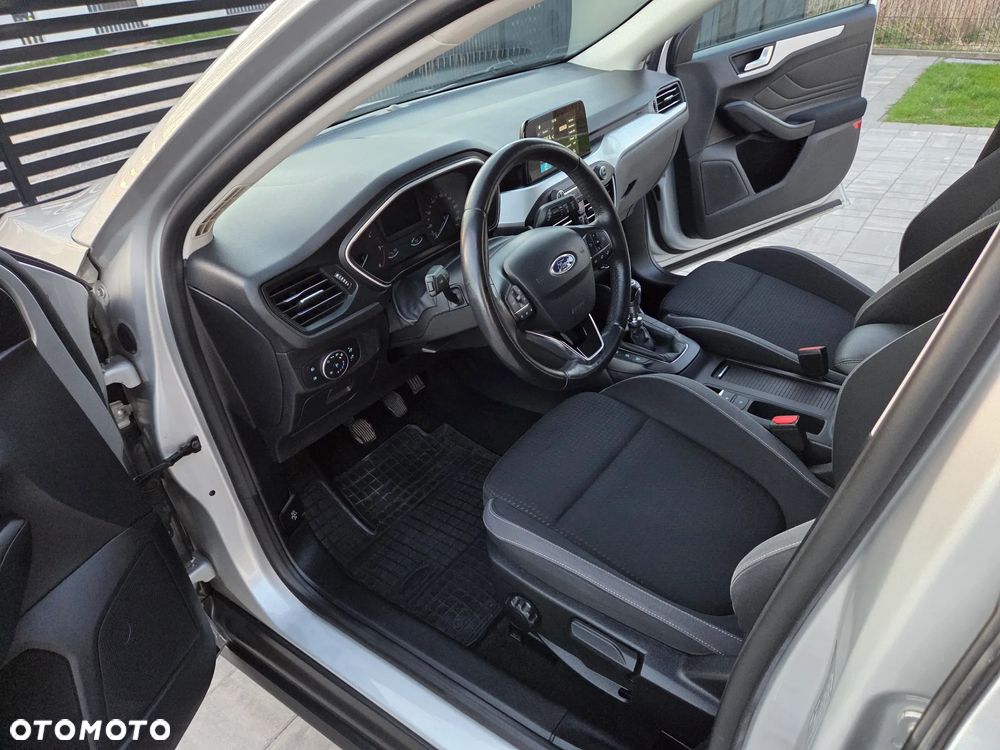 Ford Focus 1.5 EcoBlue Connected - 27