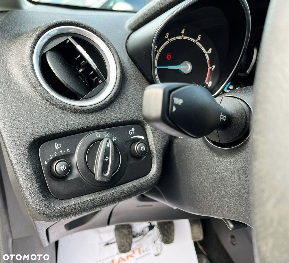 Ford Fiesta 1.0 EcoBoost S&S TREND - 30