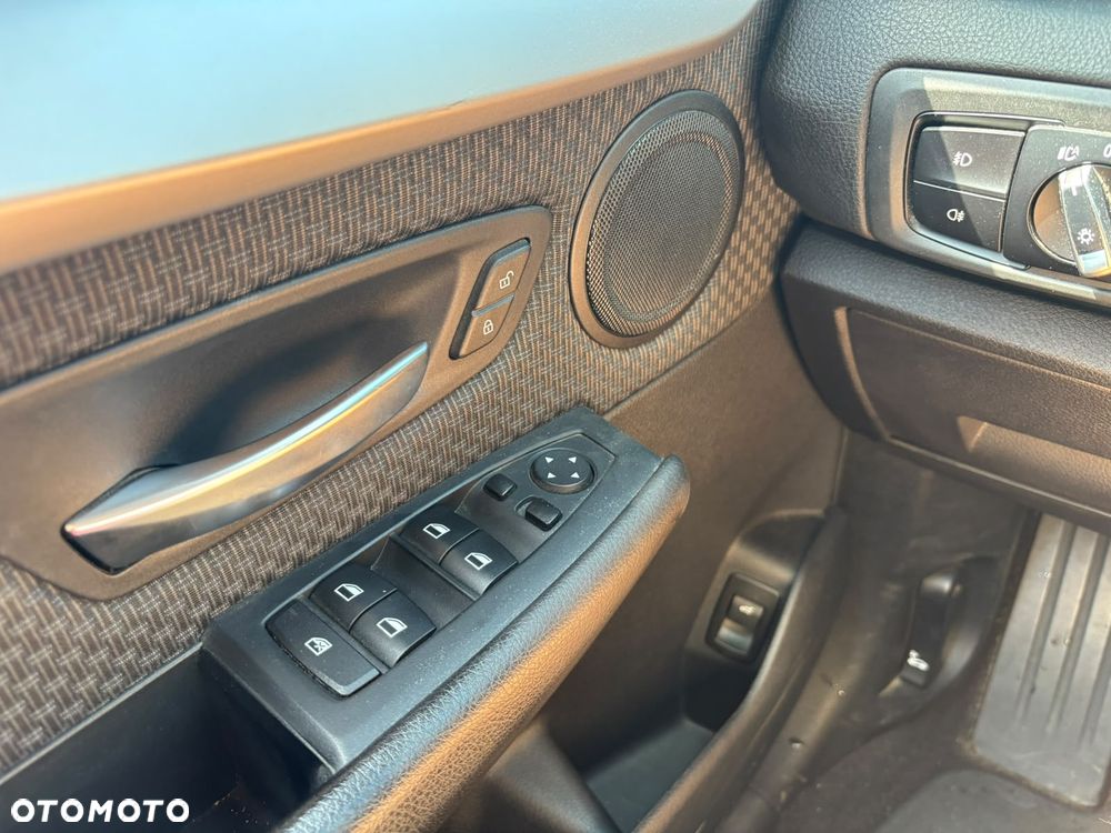 BMW Seria 2 218i Advantage - 8