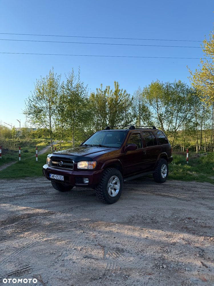 Nissan Pathfinder - 3