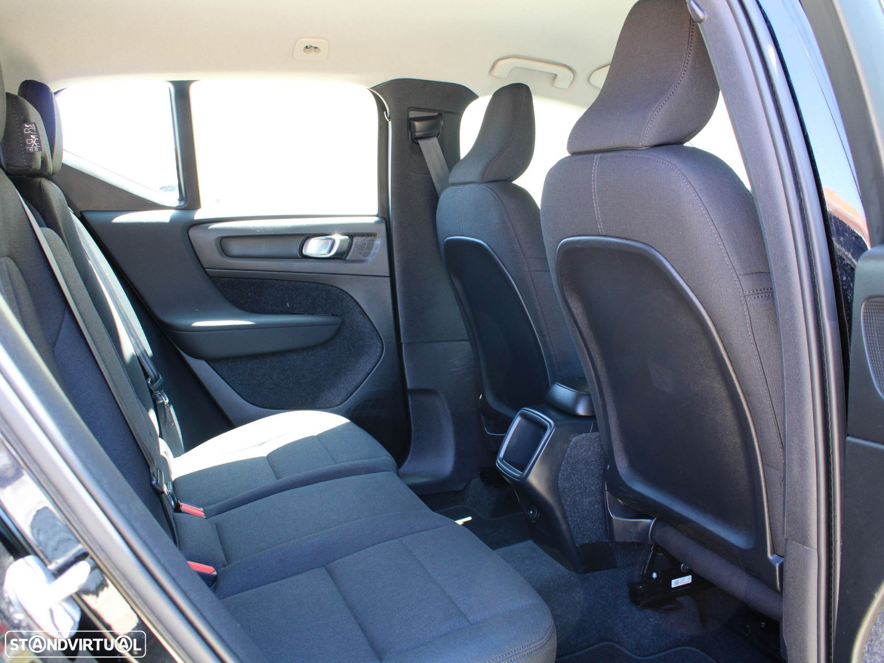 Volvo XC 40 1.5 T2 Momentum Core - 56