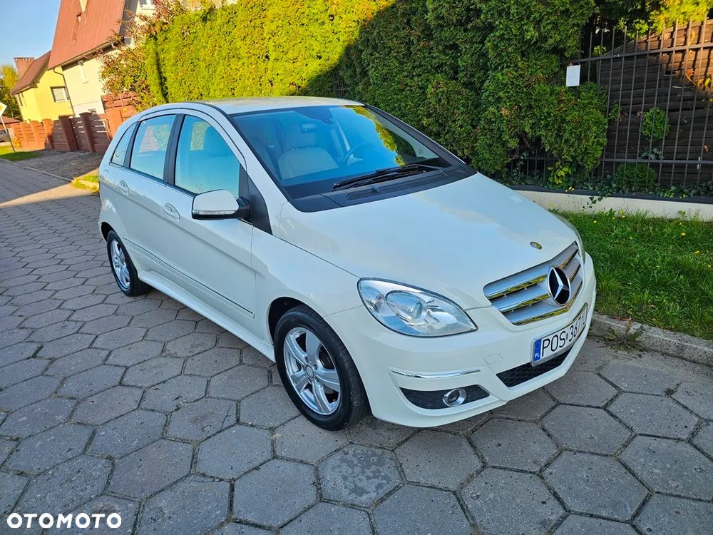 Mercedes-Benz B-Class 2009 photo 5