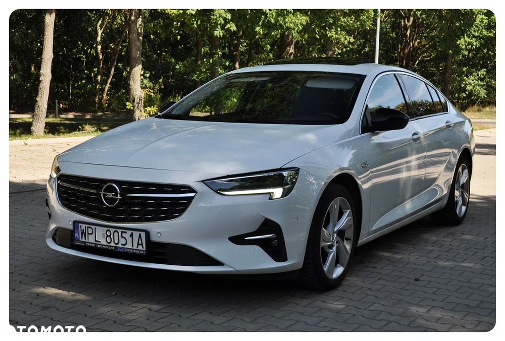 Opel Insignia 2.0 T Business Elegance S&S - 10
