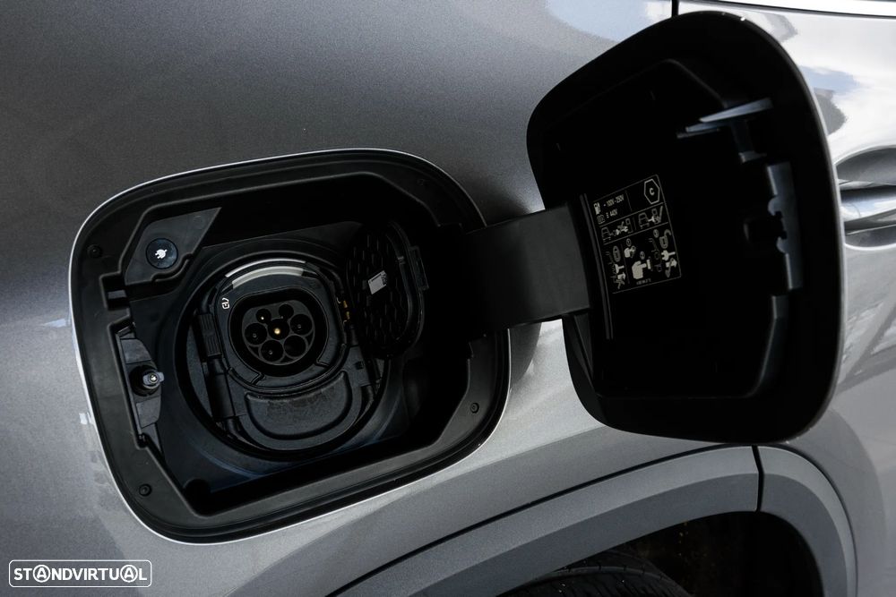 Mercedes-Benz GLA 250 - 30