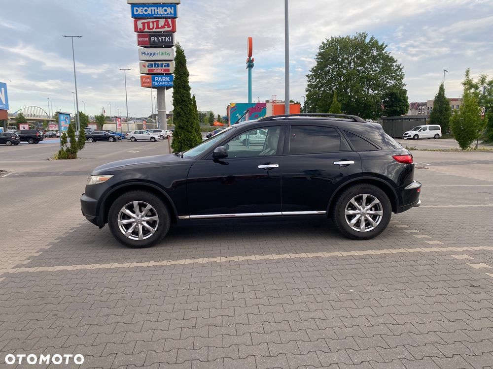 Infiniti FX - 7