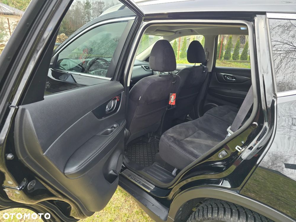 Nissan X-Trail 1.6 DCi Xtronic N-Connecta - 24