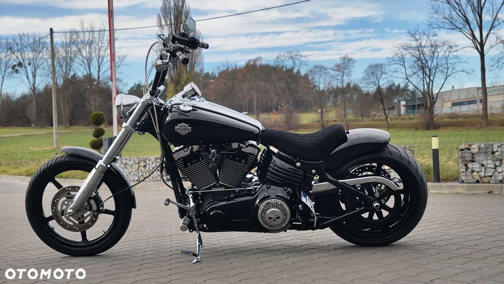 Harley-Davidson FXSB Breakout - 5