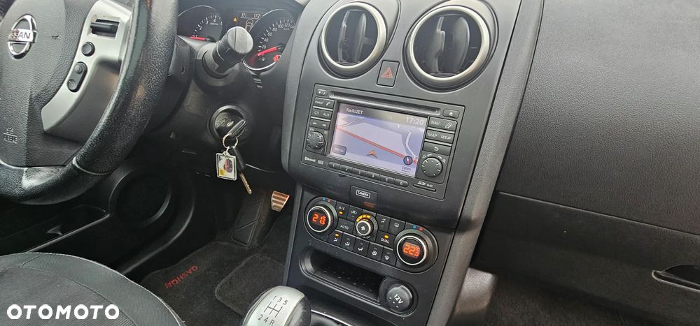 Nissan Qashqai 1.6 360 - 13