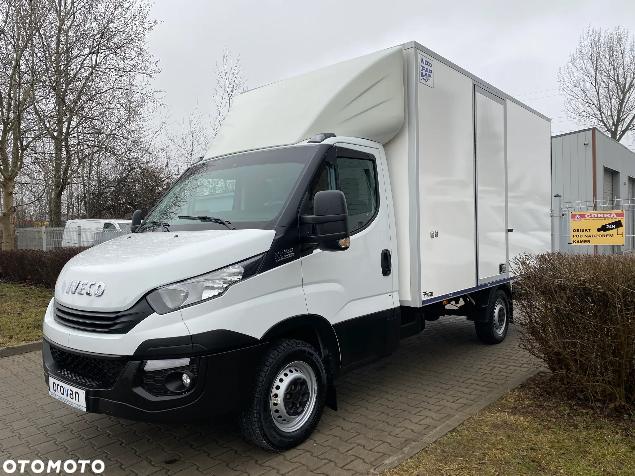 Iveco DAILY 35S16 HI-MATIC KONTENER 8 EUROPALET WINDA ZEPRO - 9