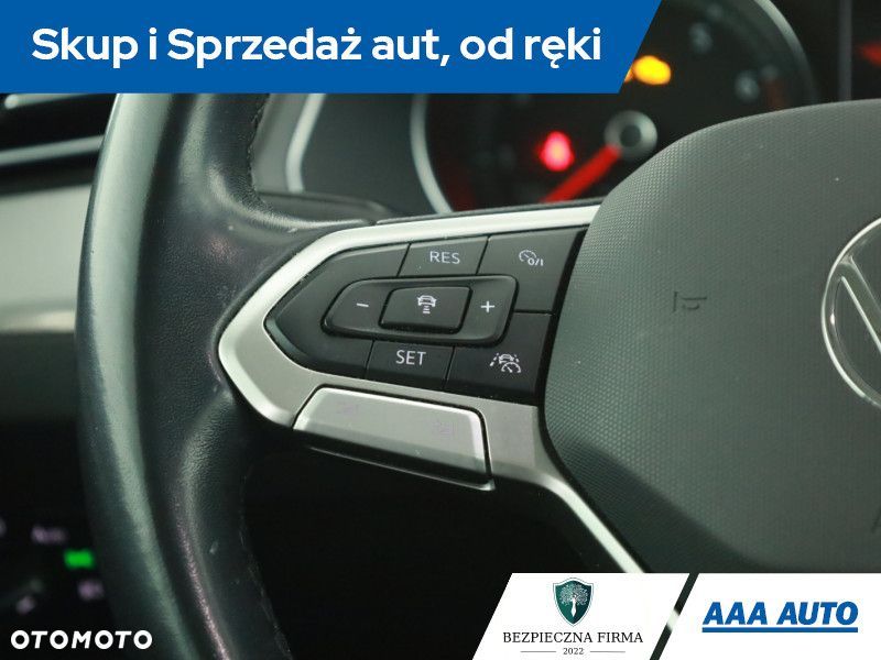 Volkswagen Passat - 15