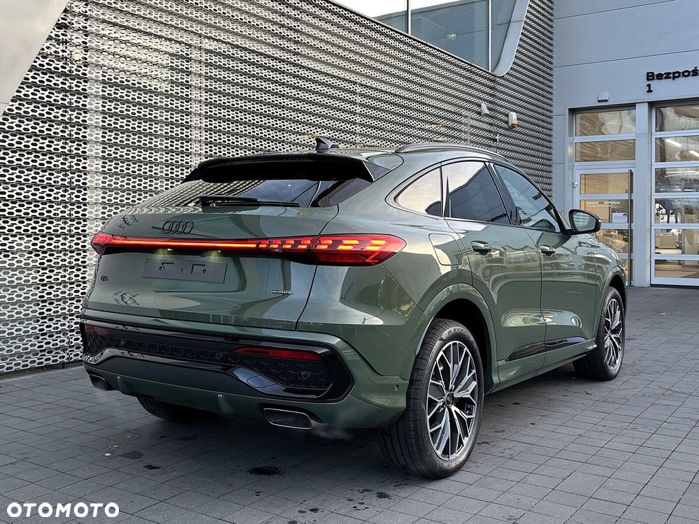 Audi Q5 Sportback - 8