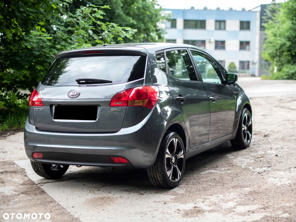 Kia Venga - 14