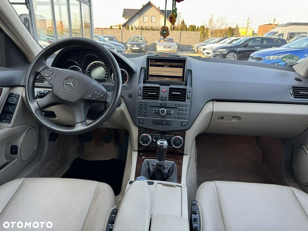 Mercedes-Benz Klasa C - 12
