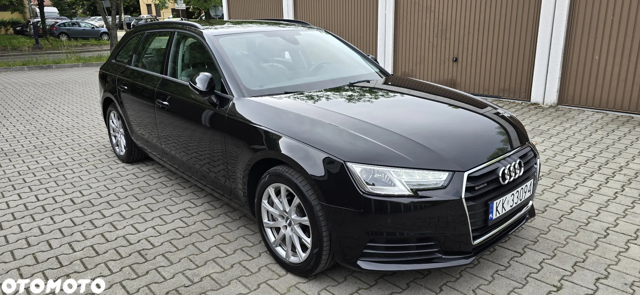 Audi A4 Avant 40 TDI S tronic quattro - 4
