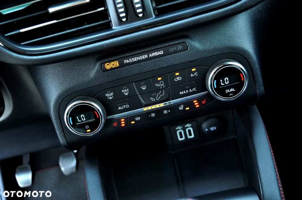 Ford Kuga 1.5 EcoBoost FWD ST-Line - 30