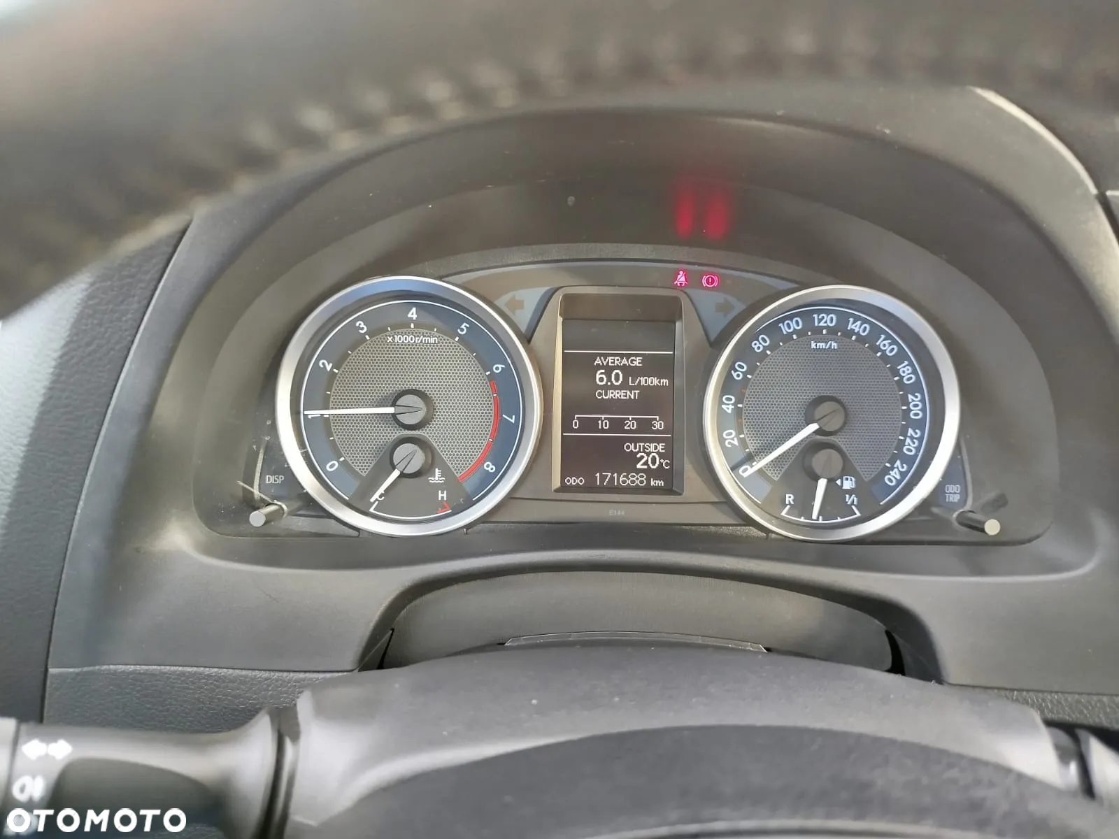 Toyota Auris 1.33 VVT-i Premium Comfort - 5