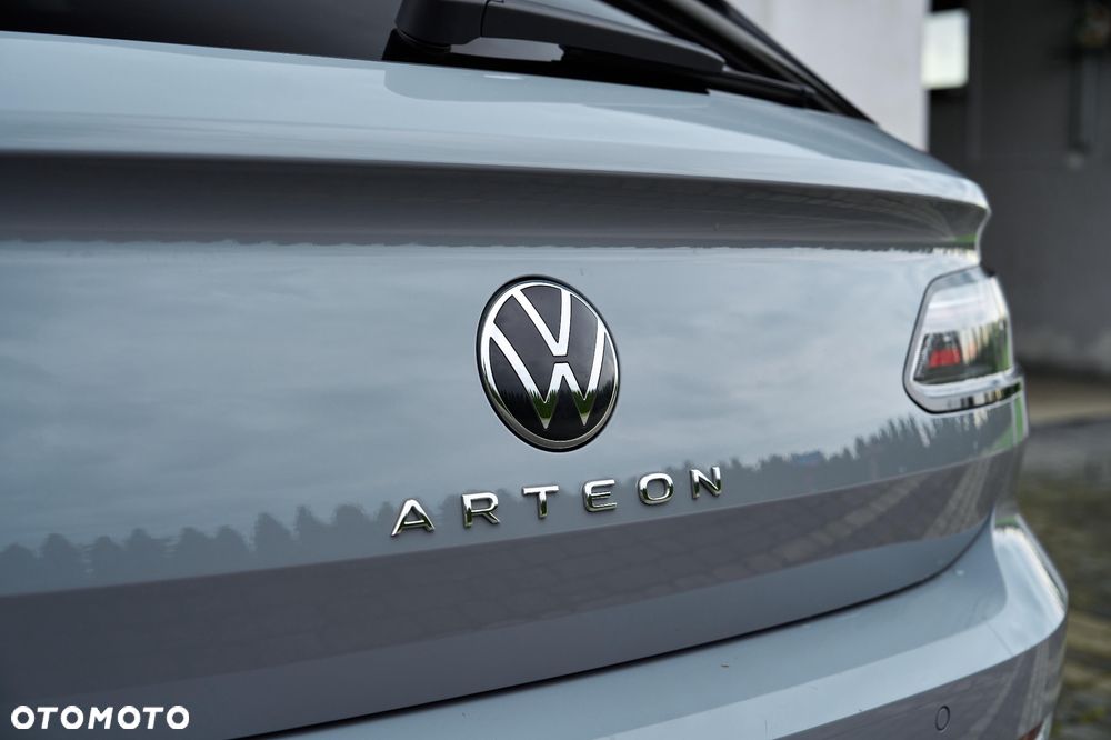 Volkswagen Arteon 2.0 TDI SCR R-Line DSG - 17