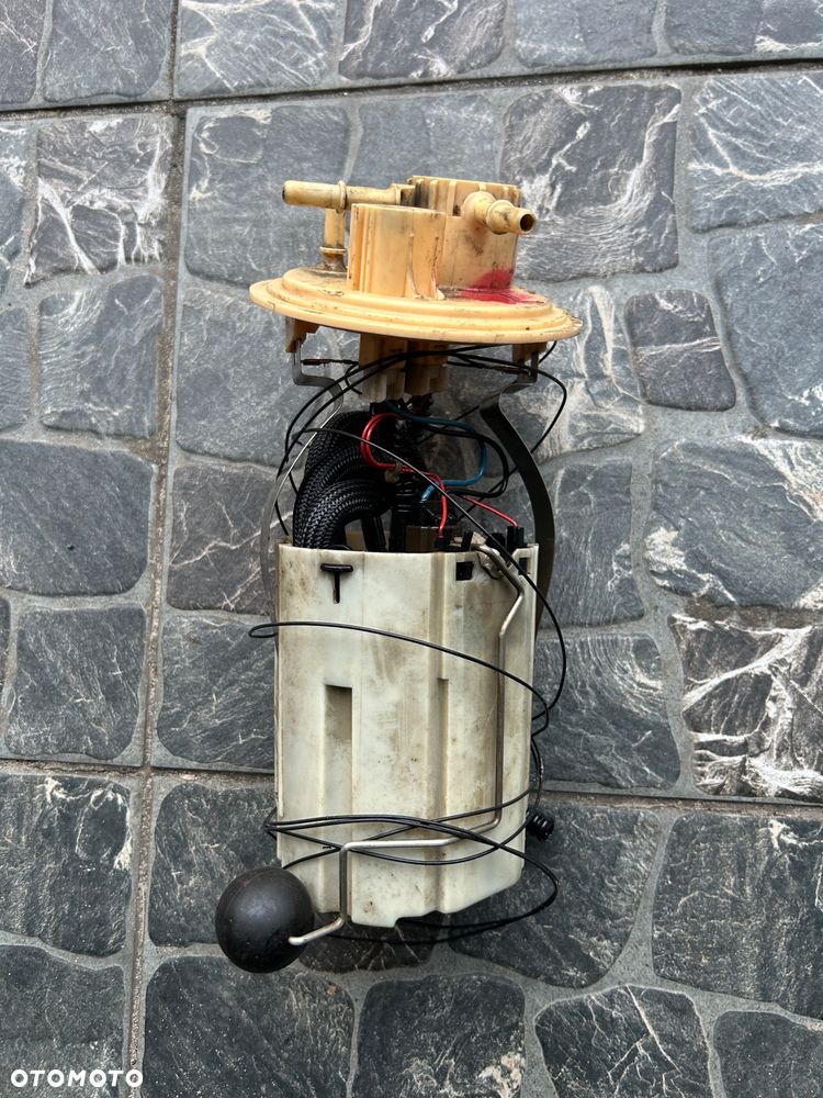 VOLVO S60 I V70 II S80 XC90 XC70 2.4 D5 163KM POMPA PALIWA 8621027 - 3