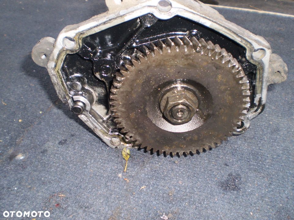 pompka wspomagania  SCANIA 124  4   21080038/1457710 - 3