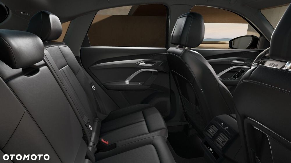 Audi Q5 Sportback - 11
