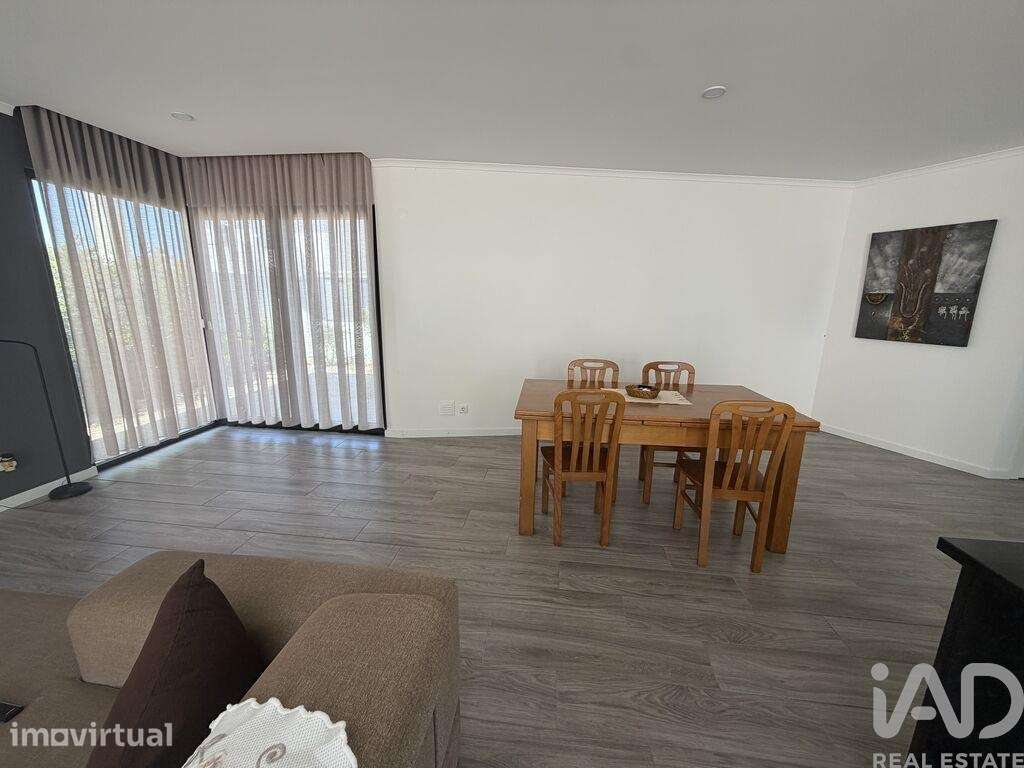 Moradia térrea T3 em Grândola e Santa Margarida da Serra de 167,8 m2 - Grande imagem: 3/40