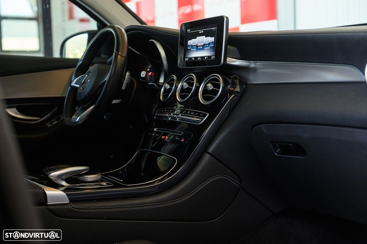 Mercedes-Benz GLC 350 e Coupé AMG Line 4-Matic - 33