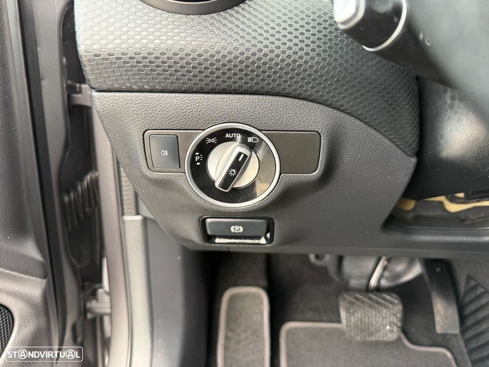 Mercedes-Benz A 180 d AMG Line Aut. - 18