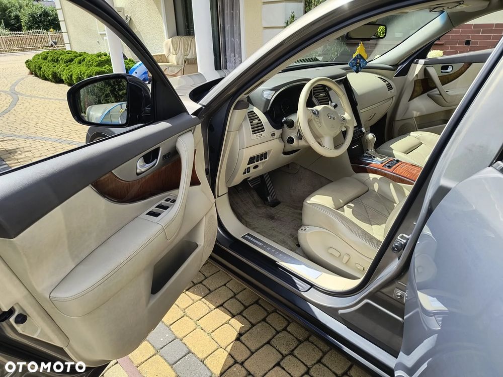 Infiniti QX70 3.0d GT Premium - 18