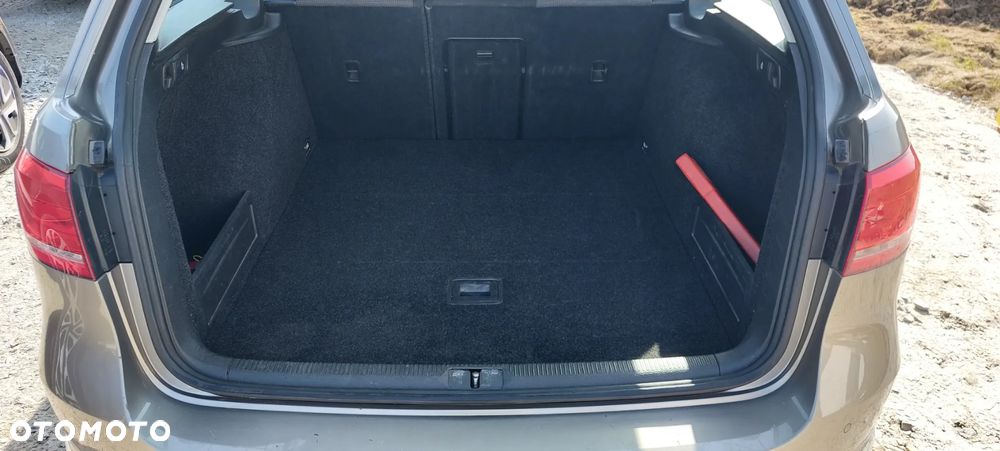 Volkswagen Passat 1.6 TDI BlueMotion - 16