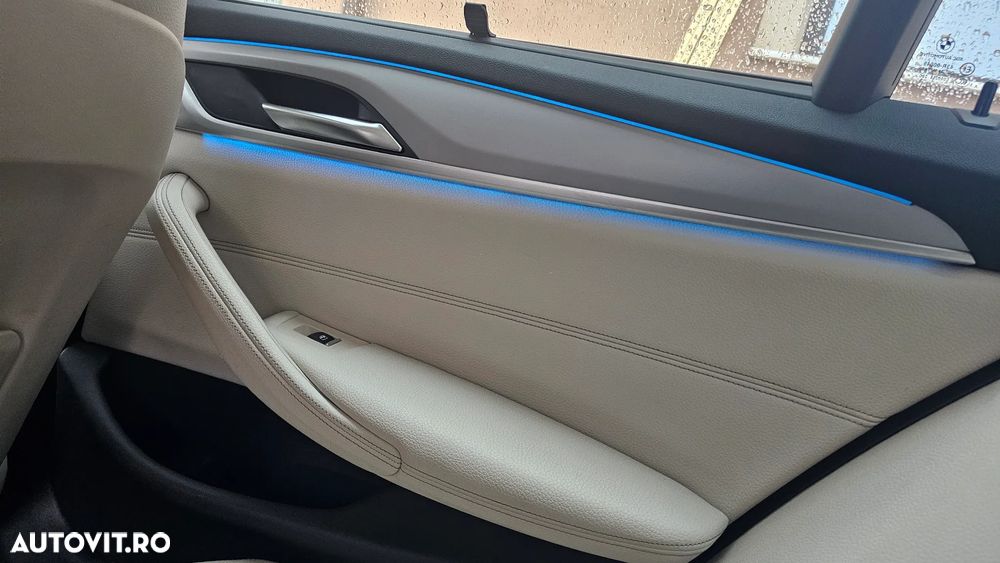 BMW Seria 5 530e Aut. - 14