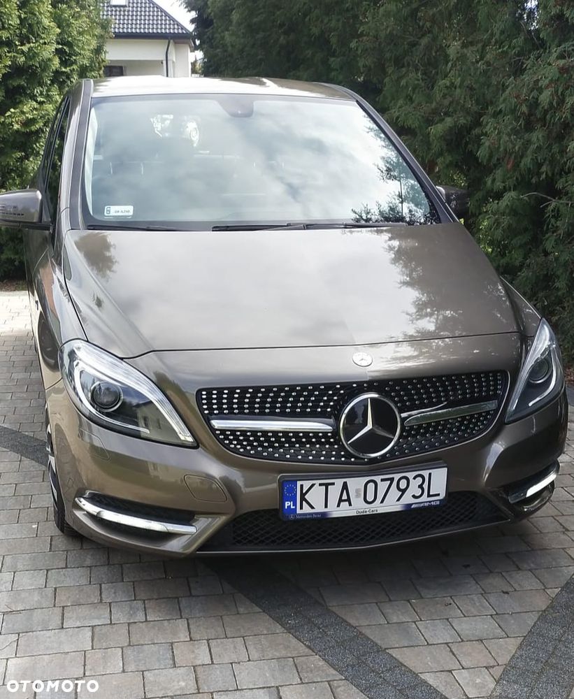 Mercedes-Benz Klasa B 200 CDI (BlueEFFICIENCY) 7G-DCT - 12