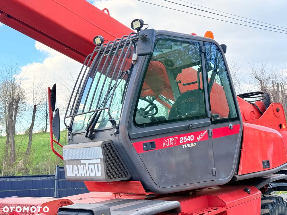 Manitou * Ładowarka Teleskopowa * Manitou MRT 2540 * Obrotowa * 25m * 4 Tony * Sterowanie z Pilota * UDT * - 23