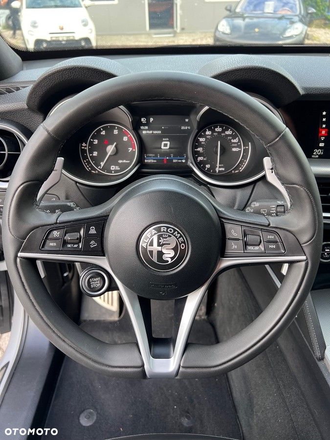 Alfa Romeo Stelvio 2.0 Turbo 16V AT8-Q4 Veloce - 17