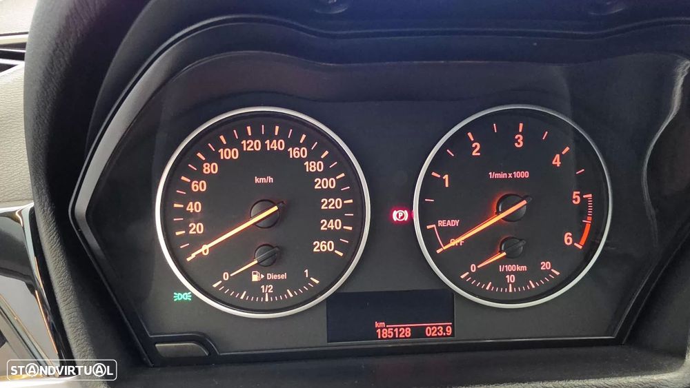 BMW X1 16 d sDrive Line xLine - 44
