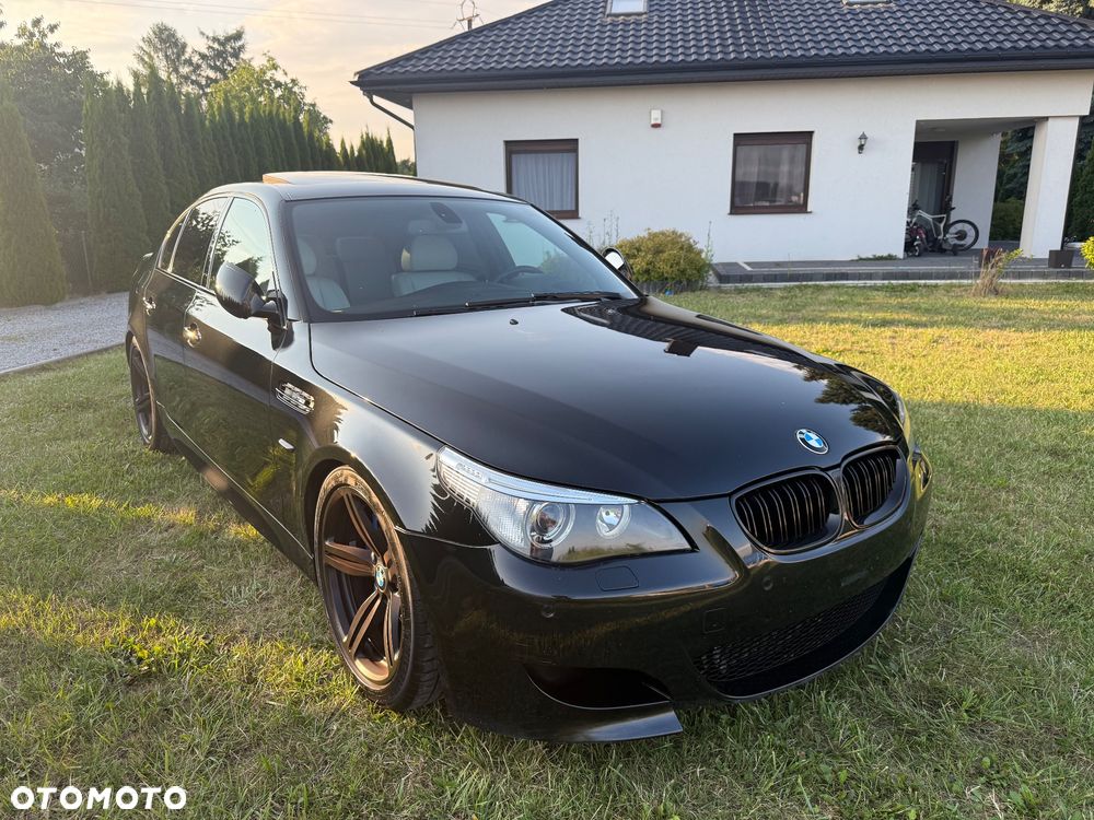 BMW M5 - 24