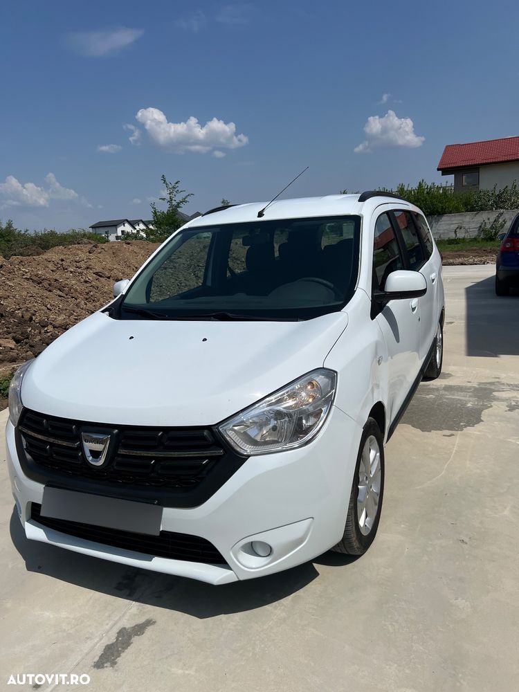 Dacia Lodgy TCe 115 Stepway - 1
