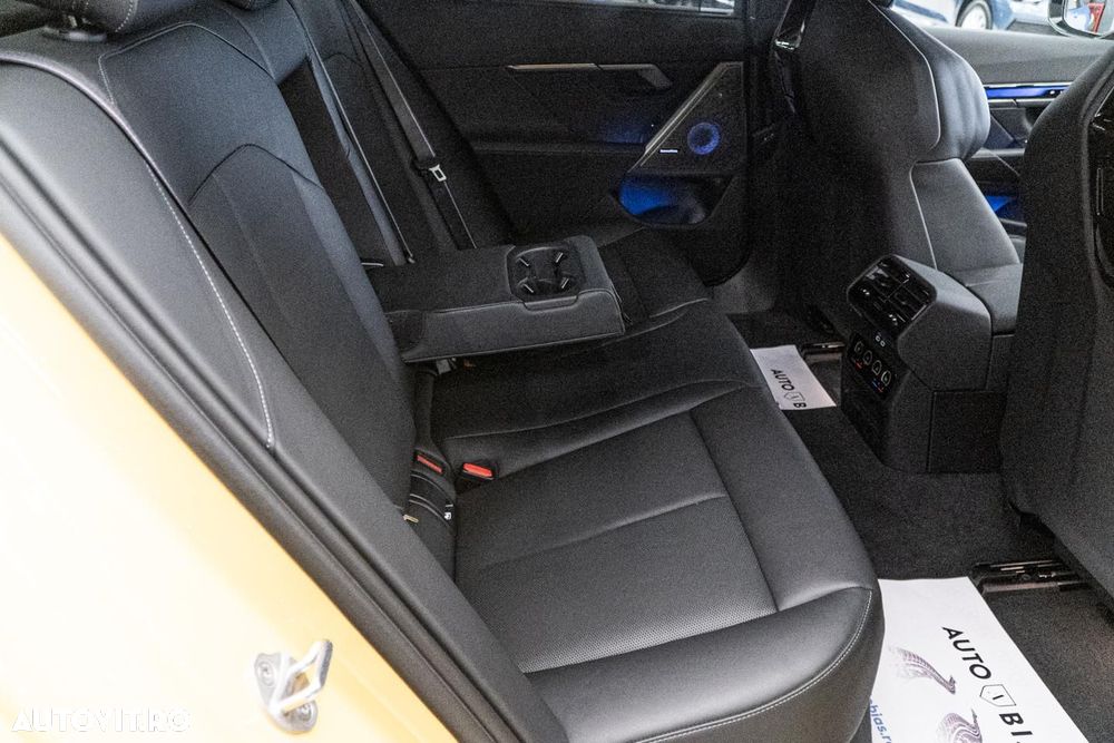 BMW M5 xDrive AT PHEV - 8