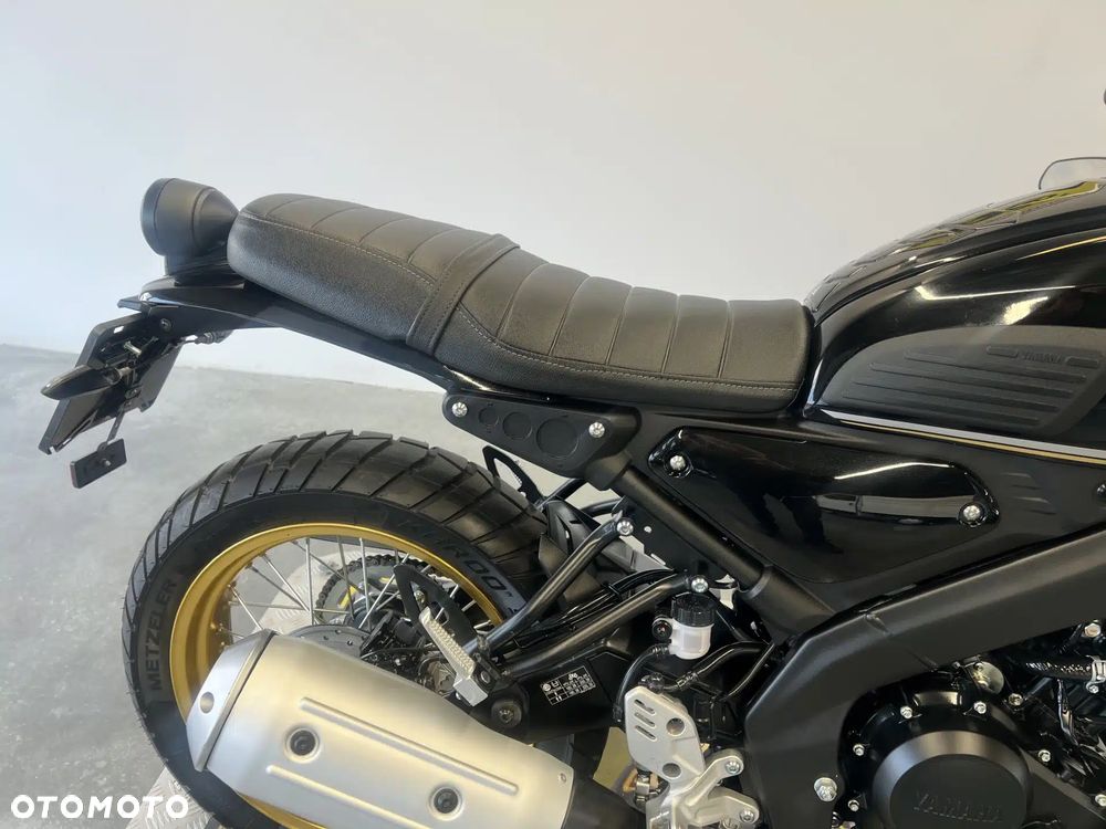 Yamaha XSR - 25