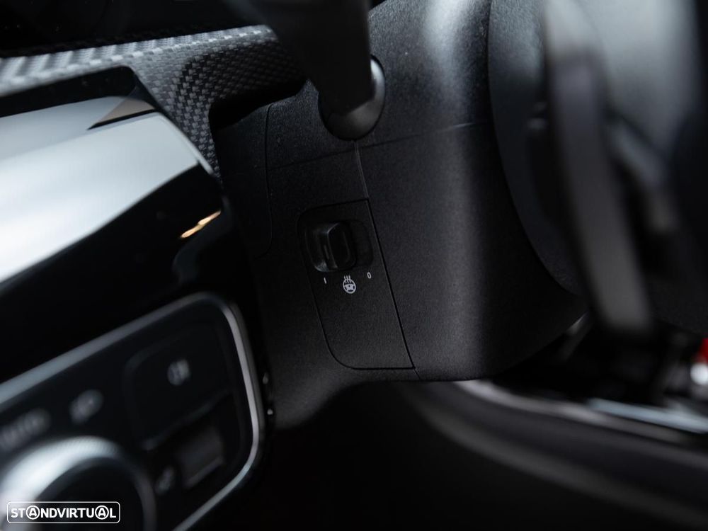 Mercedes-Benz CLA 250 e 8G-DCT - 18