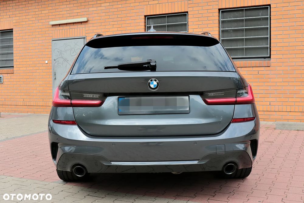 BMW Seria 3 320d Edition M Sport Shadow - 14